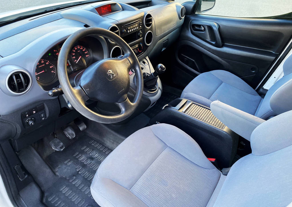 PEUGEOT Partner Kaw. L1 1.6 HDI 90 Access-image-6