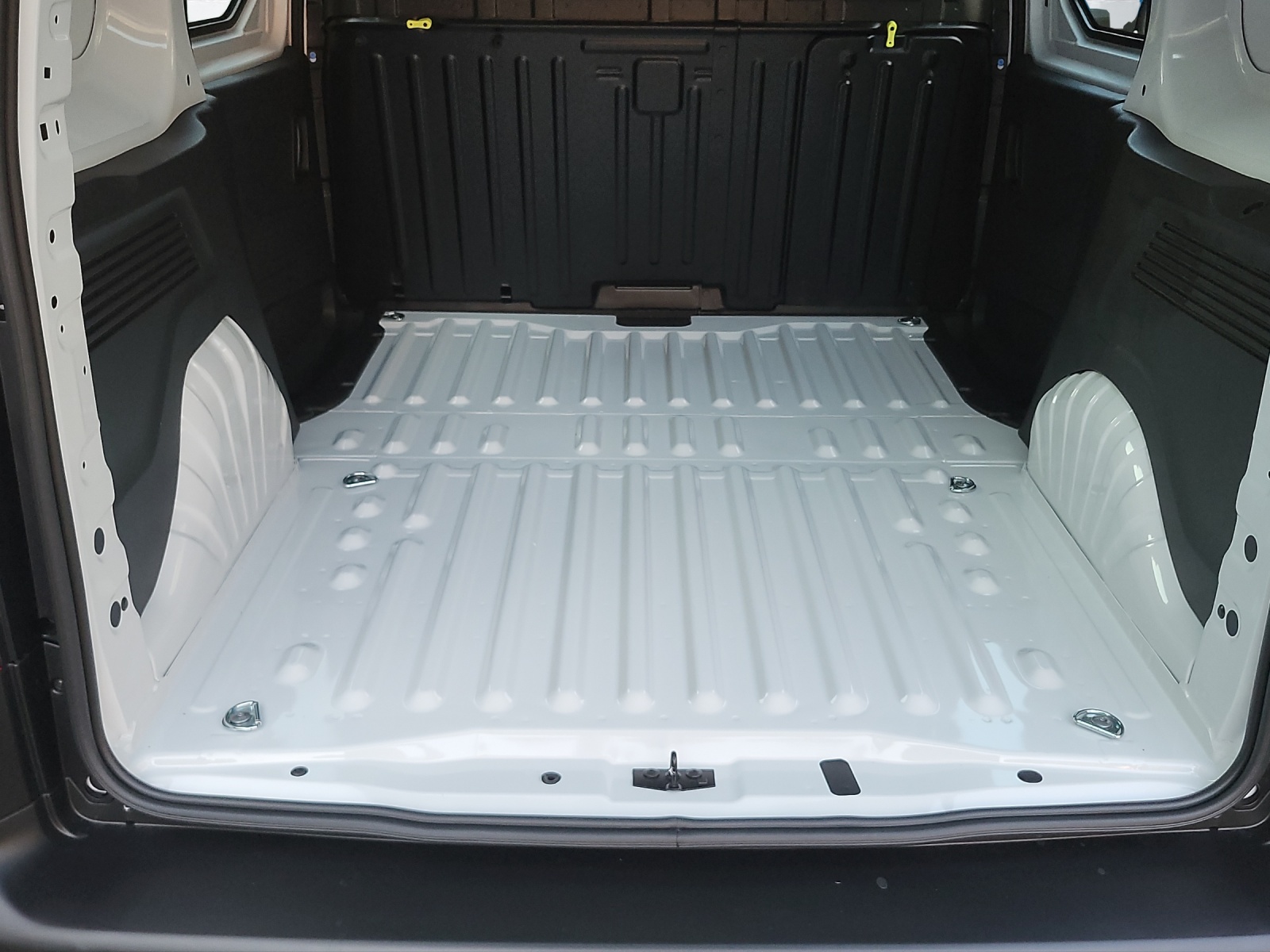 TOYOTA PROACE CITY Van L1 1.2 Active-image-14