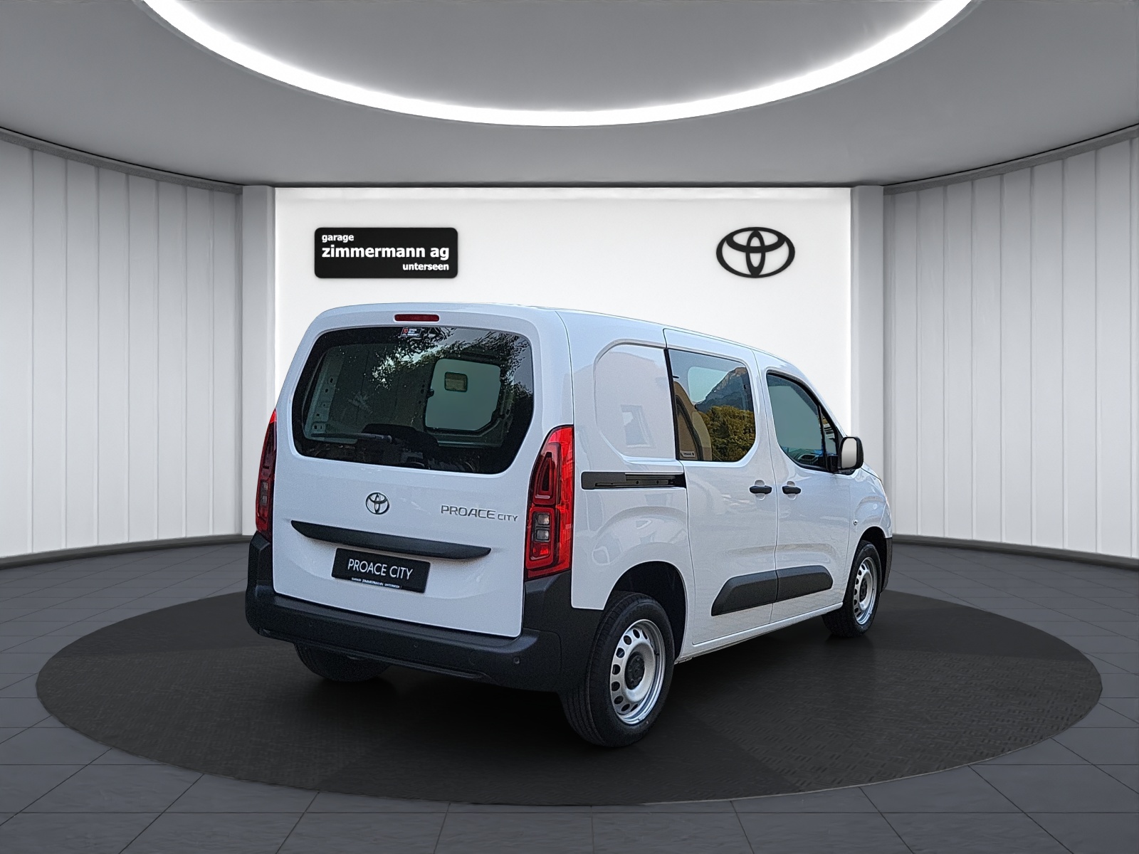 TOYOTA PROACE CITY Van L1 1.2 Active-image-6