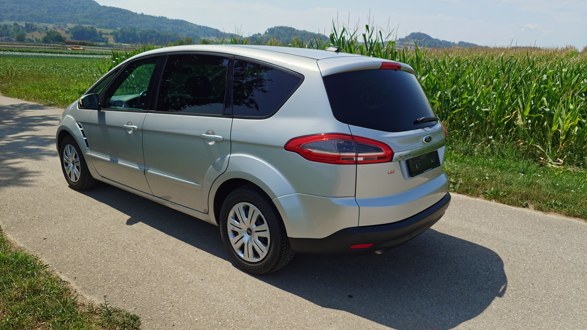 FORD S-Max 2.0 TDCi KNIE-Edition PowerShift-image-2