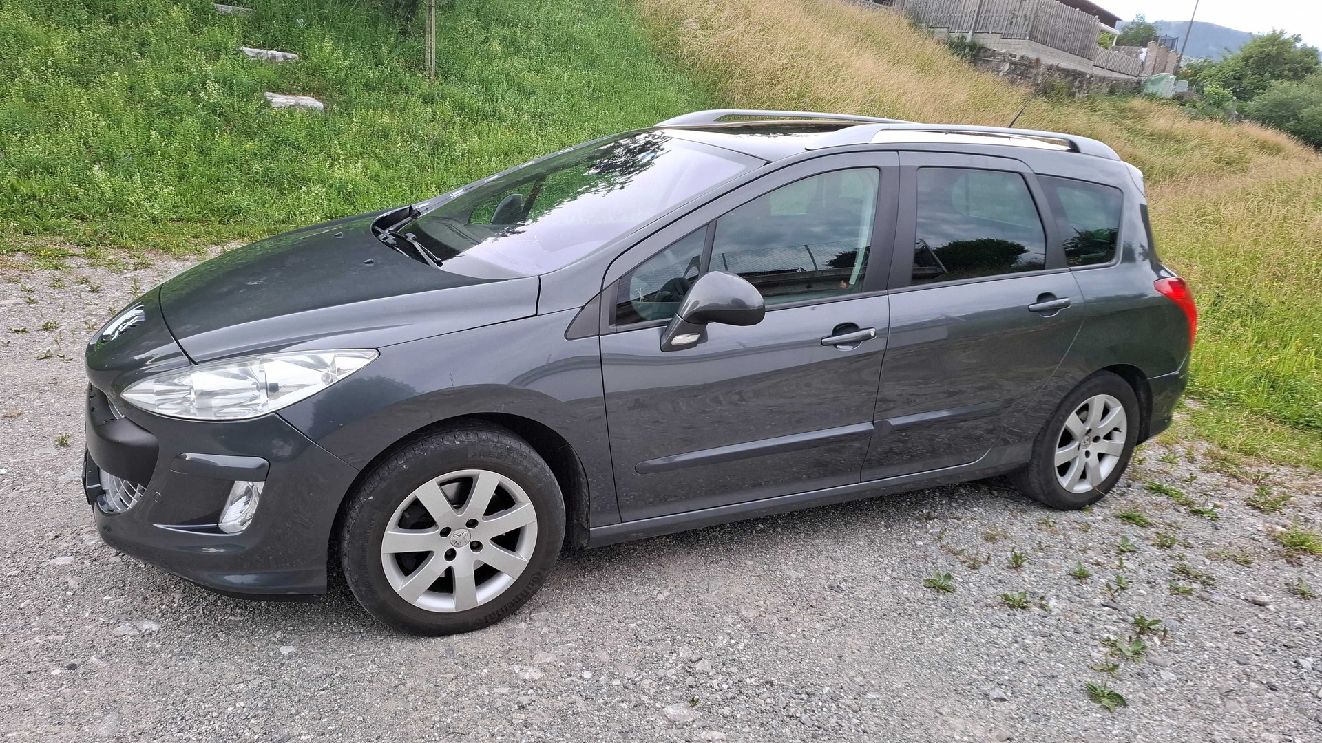 PEUGEOT 2.0 HDI Trendy-image-1