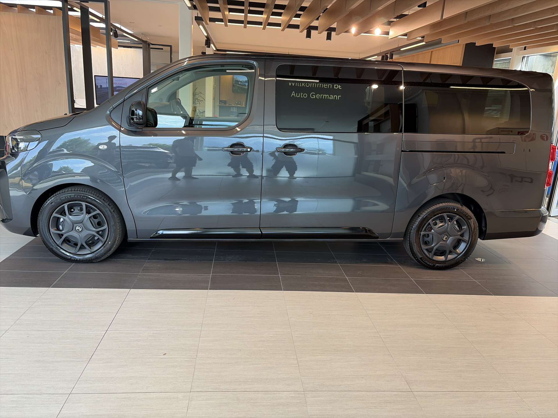 CITROEN Spacetourer 2.2 BlueHDi You XL EAT8-Automat 9-Plätzer-image-11
