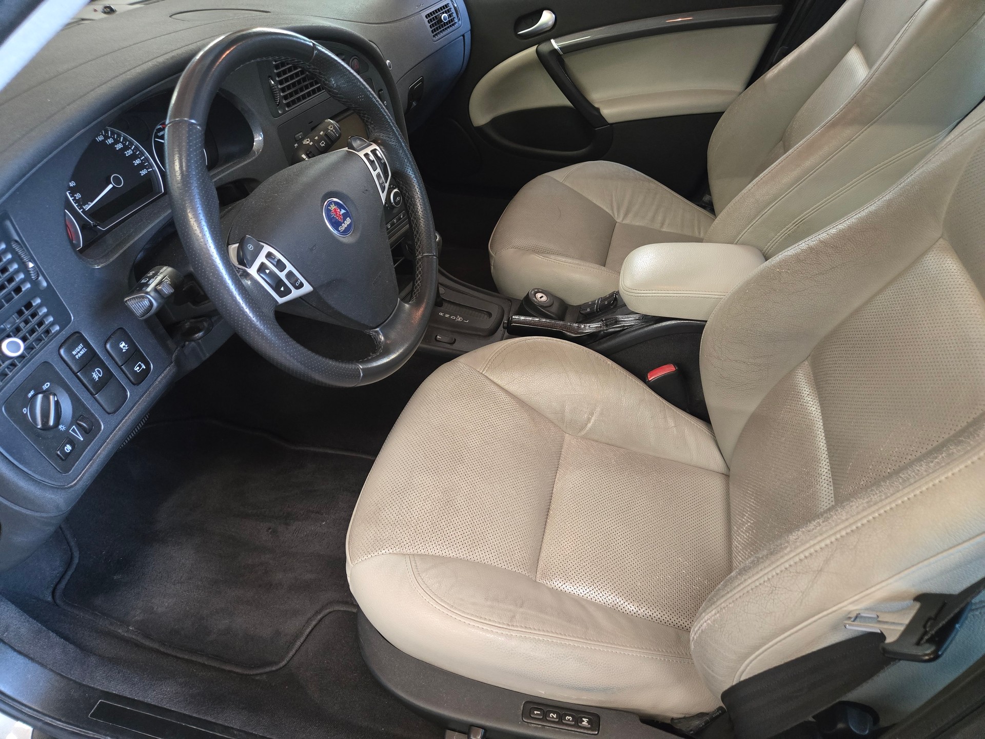 SAAB 9-5 2.3t BioPower Edition Automatic-image-5