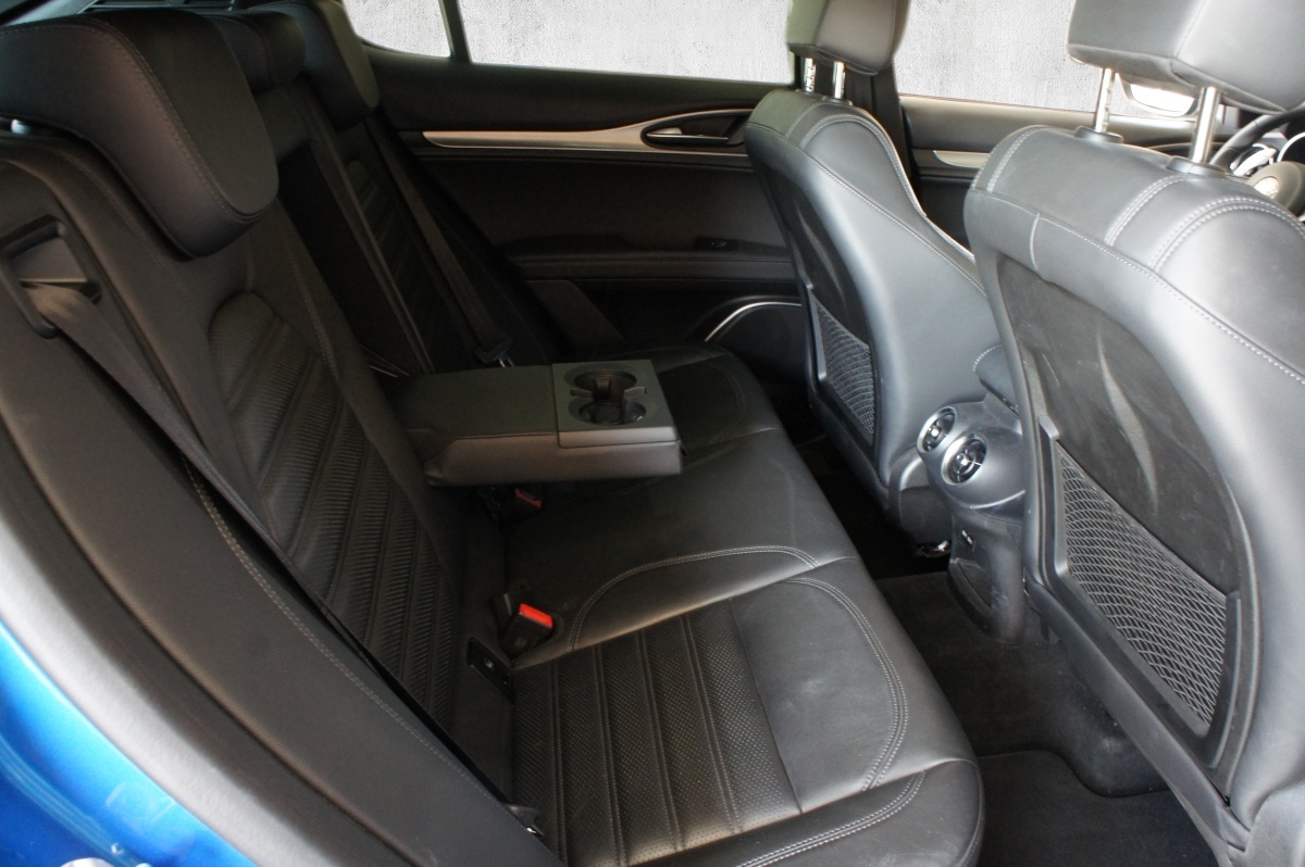 ALFA ROMEO Stelvio 2.0 Super Q4 Automatic-image-10