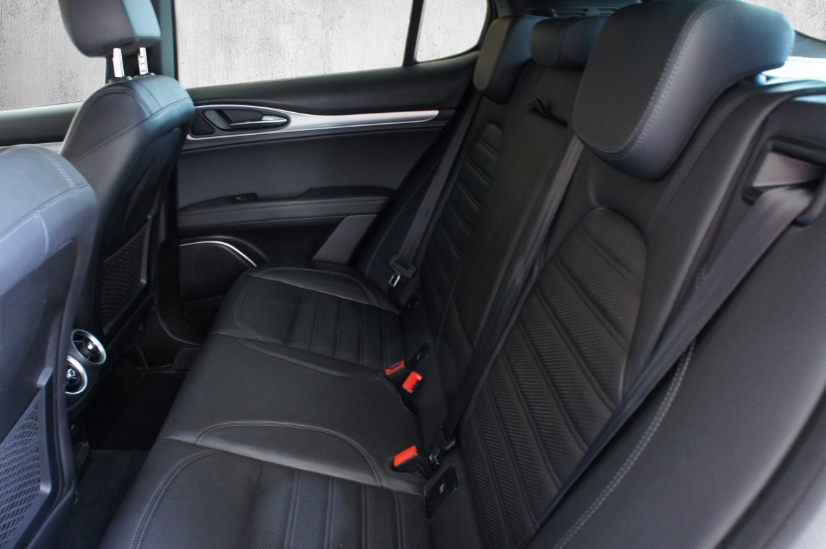 ALFA ROMEO Stelvio 2.0 Super Q4 Automatic-image-9