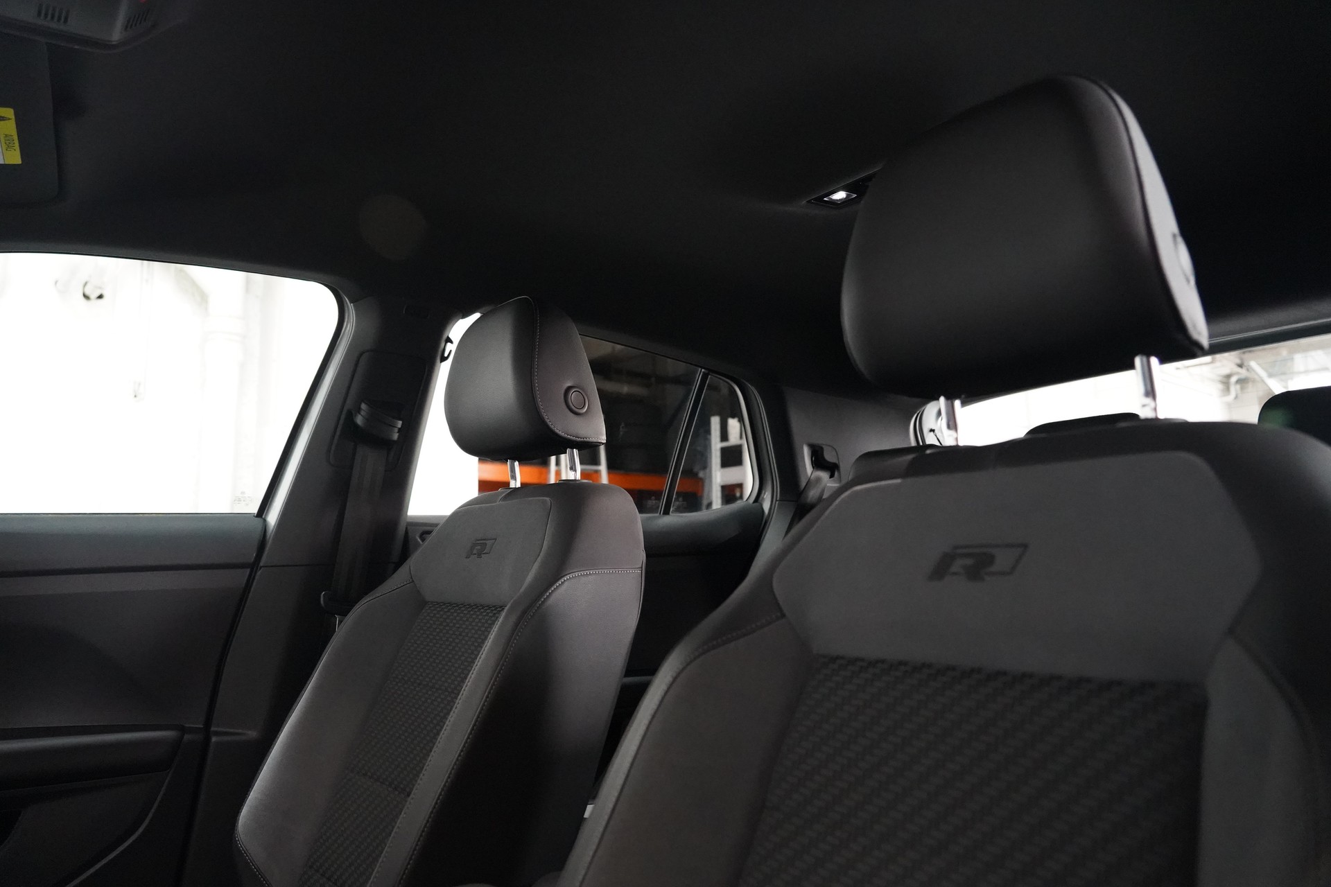 VW T-Cross 1.0 TSI R-Line DSG-image-10