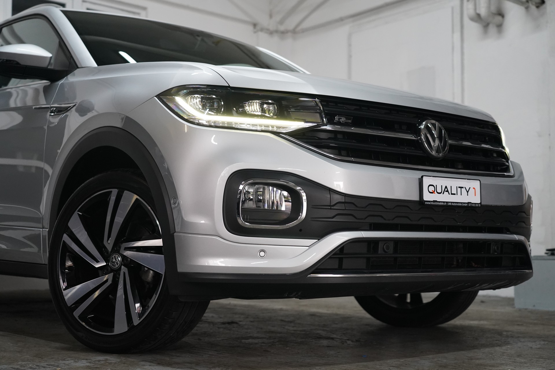 VW T-Cross 1.0 TSI R-Line DSG-image-1