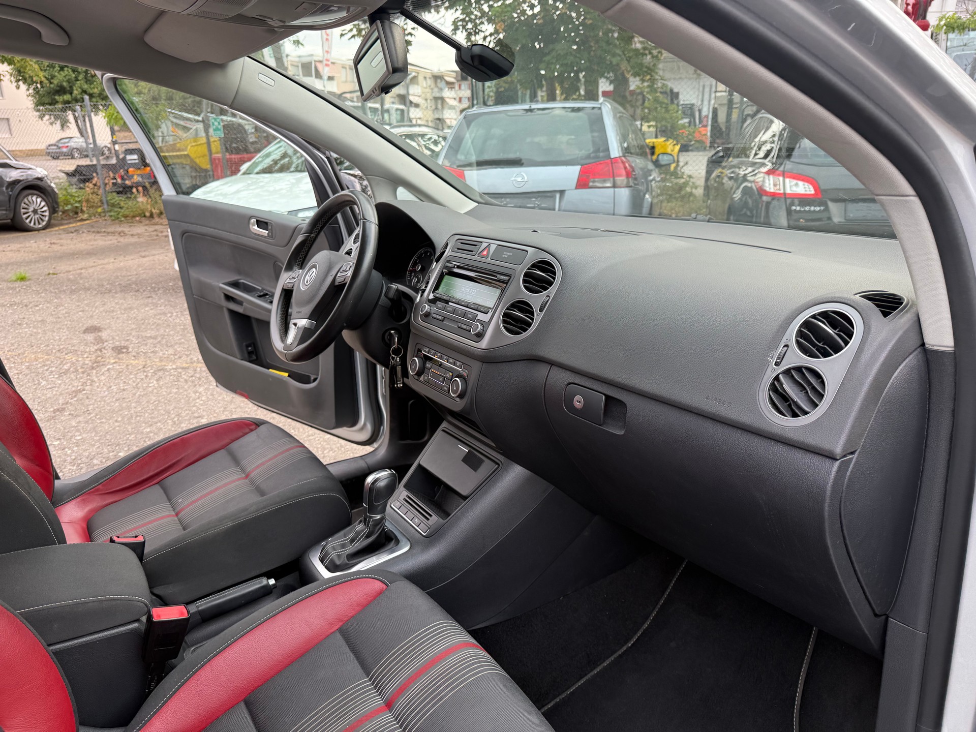 VW Golf Plus 1.4 TSI Highline DSG-image-9