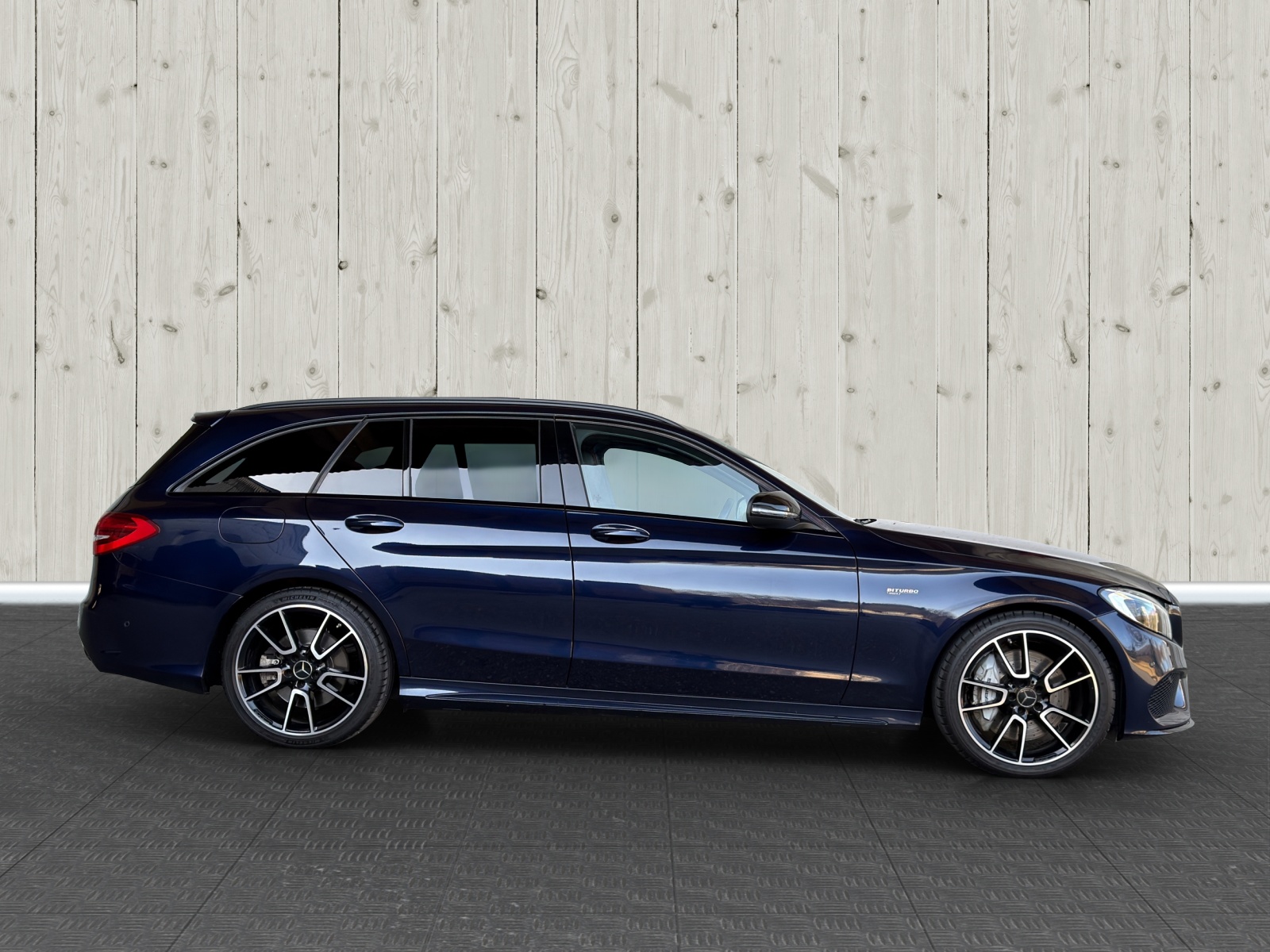 MERCEDES-BENZ C 43 AMG 4Matic 9G-Tronic-image-7