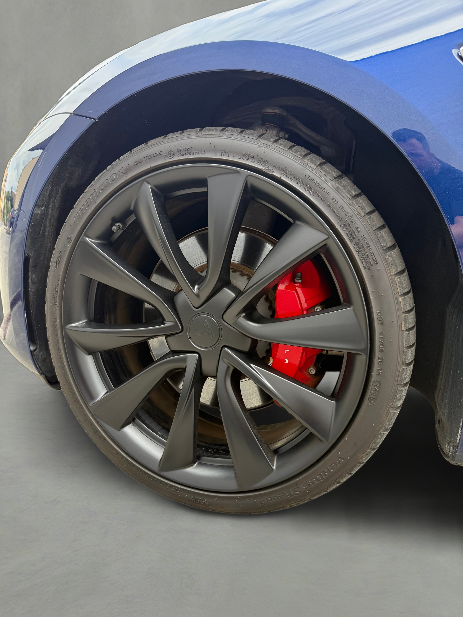 TESLA Model 3 Performance Dual Motor AWD-image-8