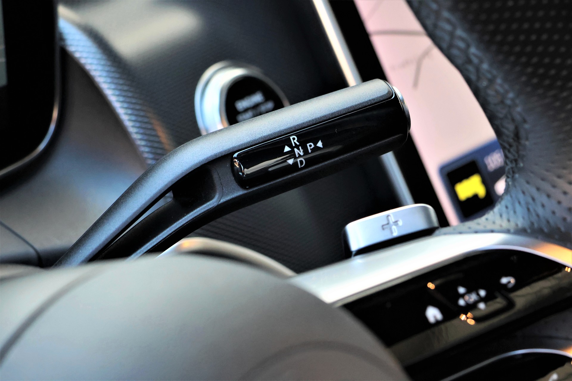 MERCEDES-BENZ GLC 220 d 4Matic 9G-Tronic AMG-Line (CH)-image-10