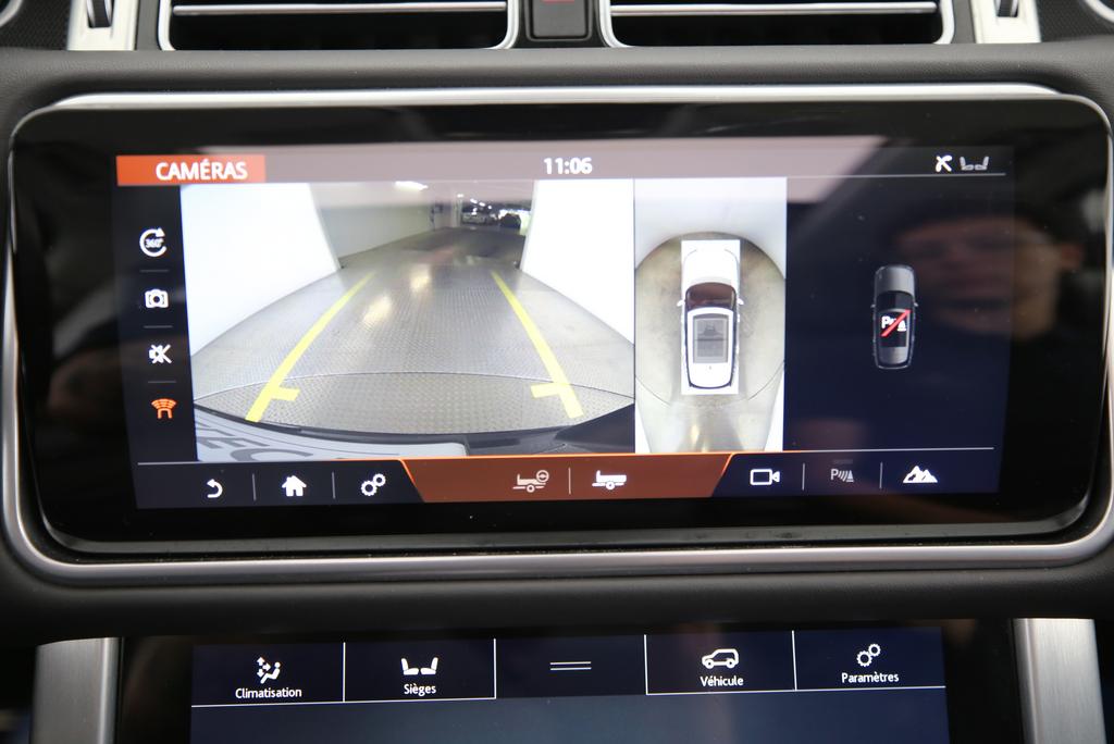 LAND ROVER Range Rover 3.0 I6D Vogue-image-16