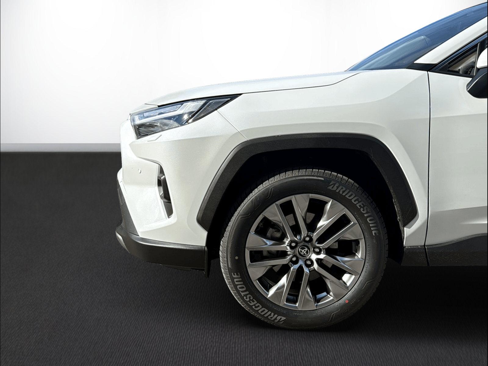 TOYOTA RAV4 2.5 HEV Premium-showroom-element-3