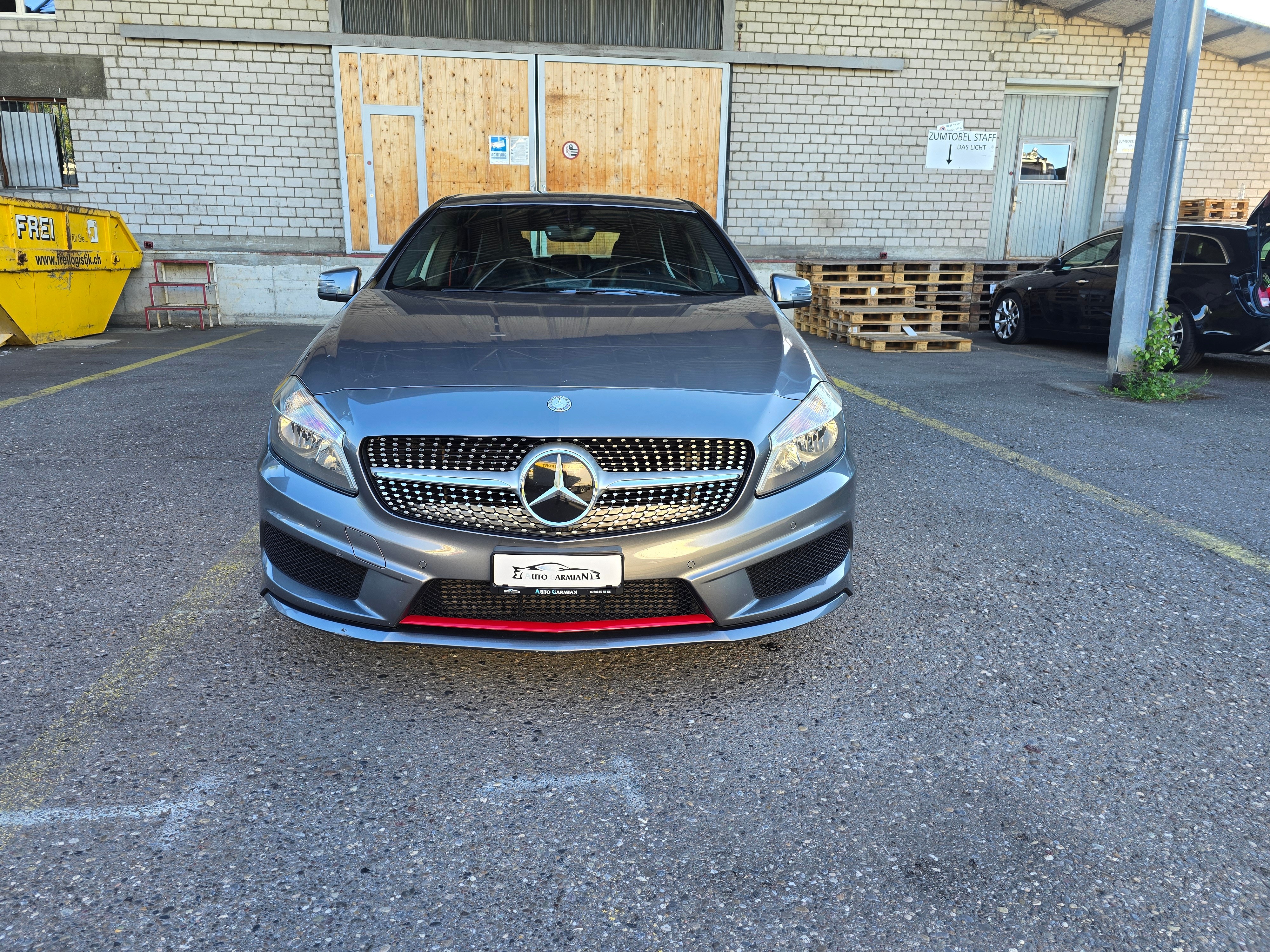 Car photo