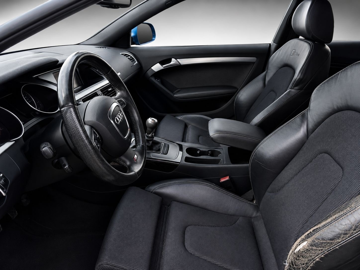 AUDI A5 Coupé 3.0 TDI quattro-image-11