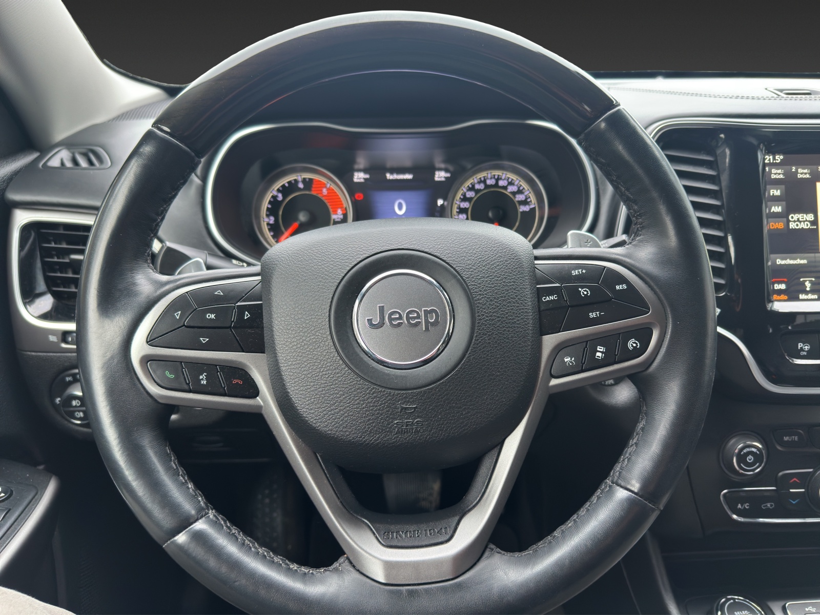 JEEP Cherokee 2.2MJ Overland AWD Drive II 9ATX-image-9