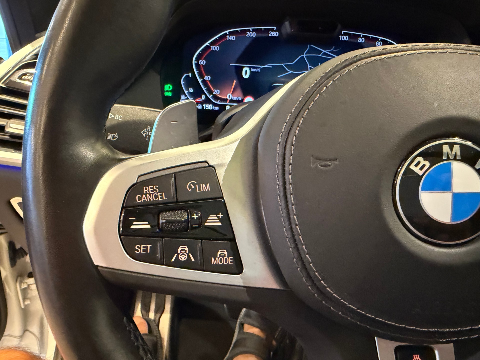 BMW X5 30d xDrive SAG-image-21