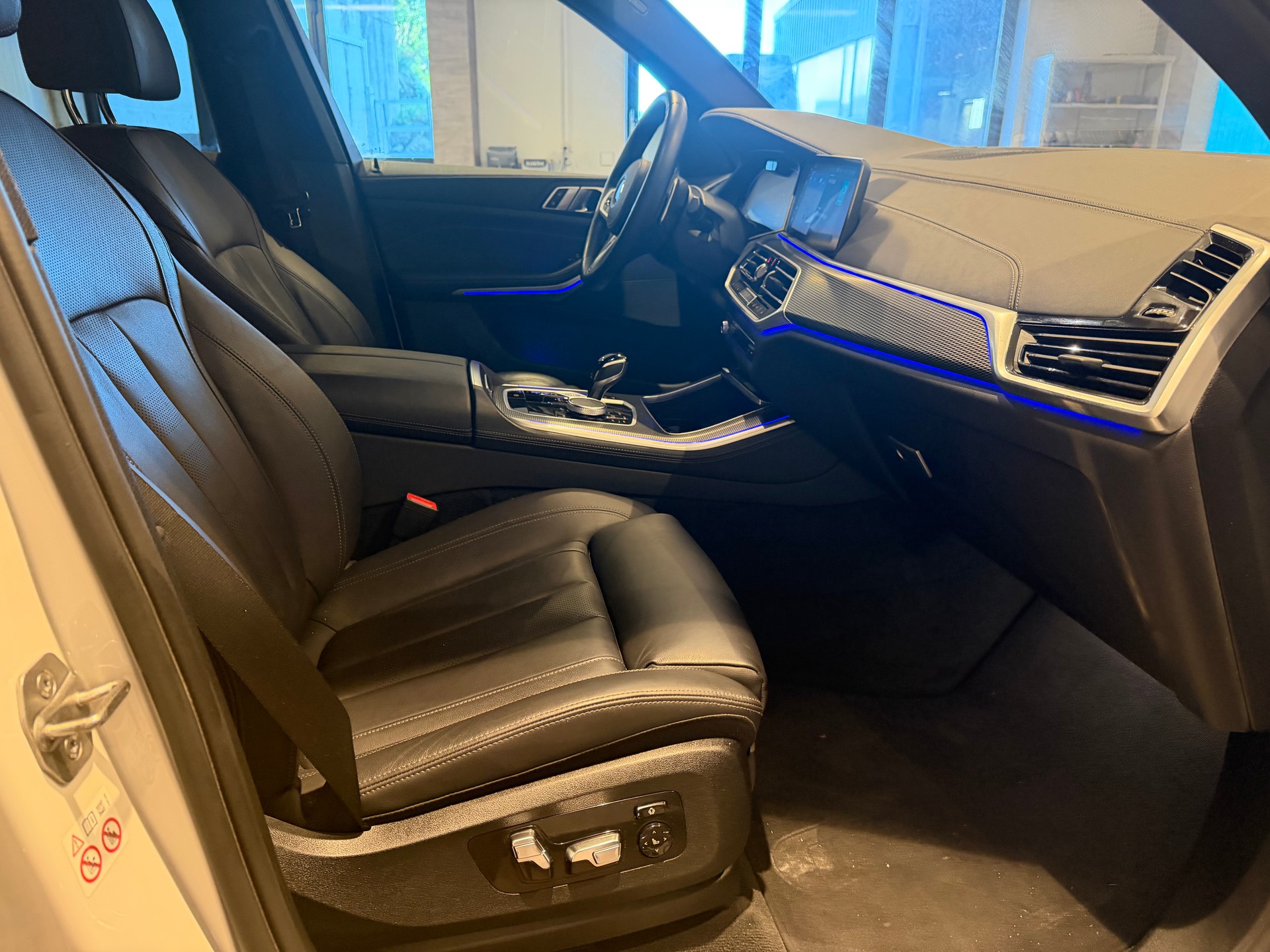 BMW X5 30d xDrive SAG-image-9