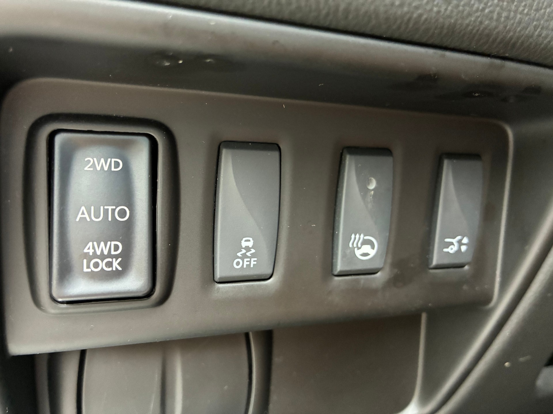 RENAULT Koleos 2.0 dCi Edition One 4x4 Xtronic CVT-image-9