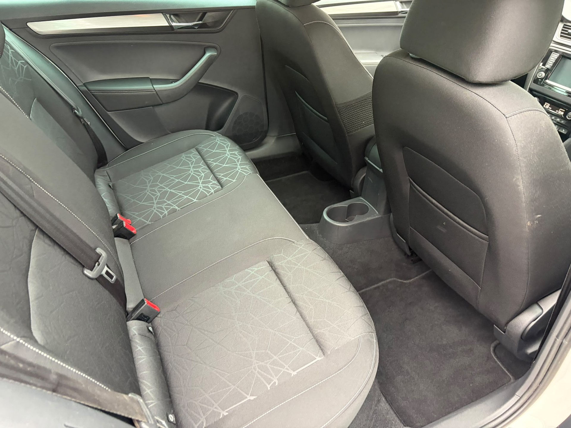SKODA Rapid Spaceback 1.0 TSI Ambition DSG-image-15