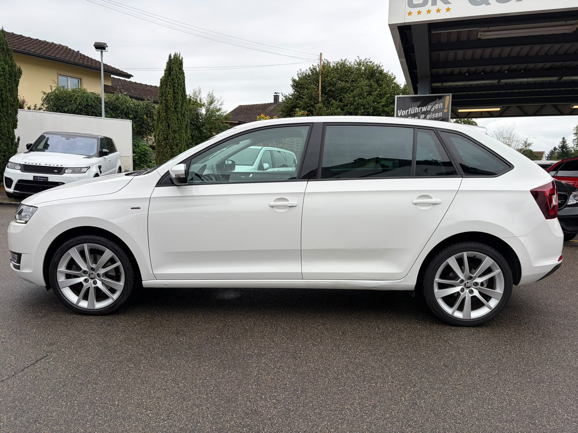 SKODA Rapid Spaceback 1.0 TSI Ambition DSG-image-3