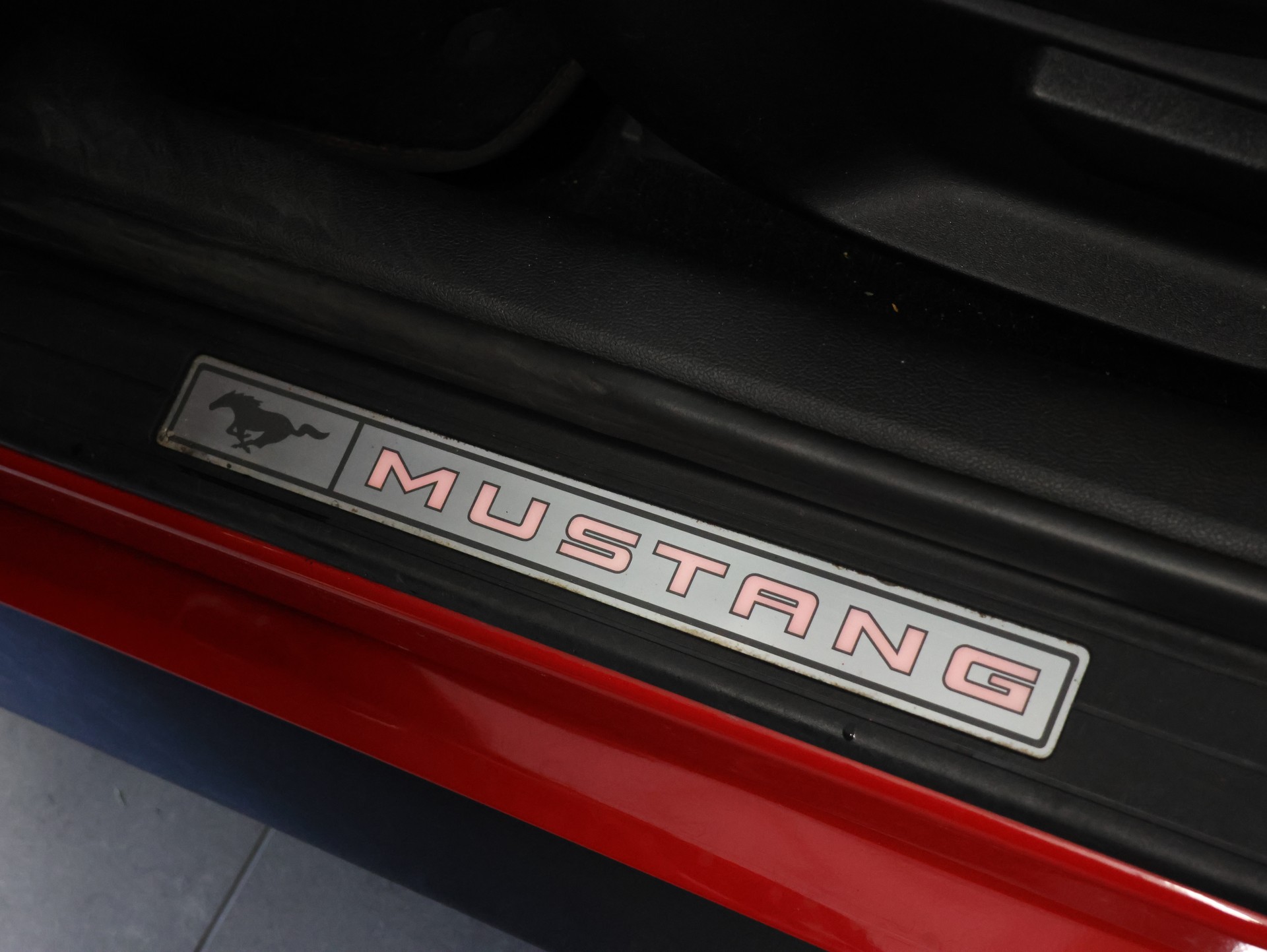 FORD Mustang Fastback 5.0 V8 GT Automat *RECARO-SPORTSITZE*-image-12
