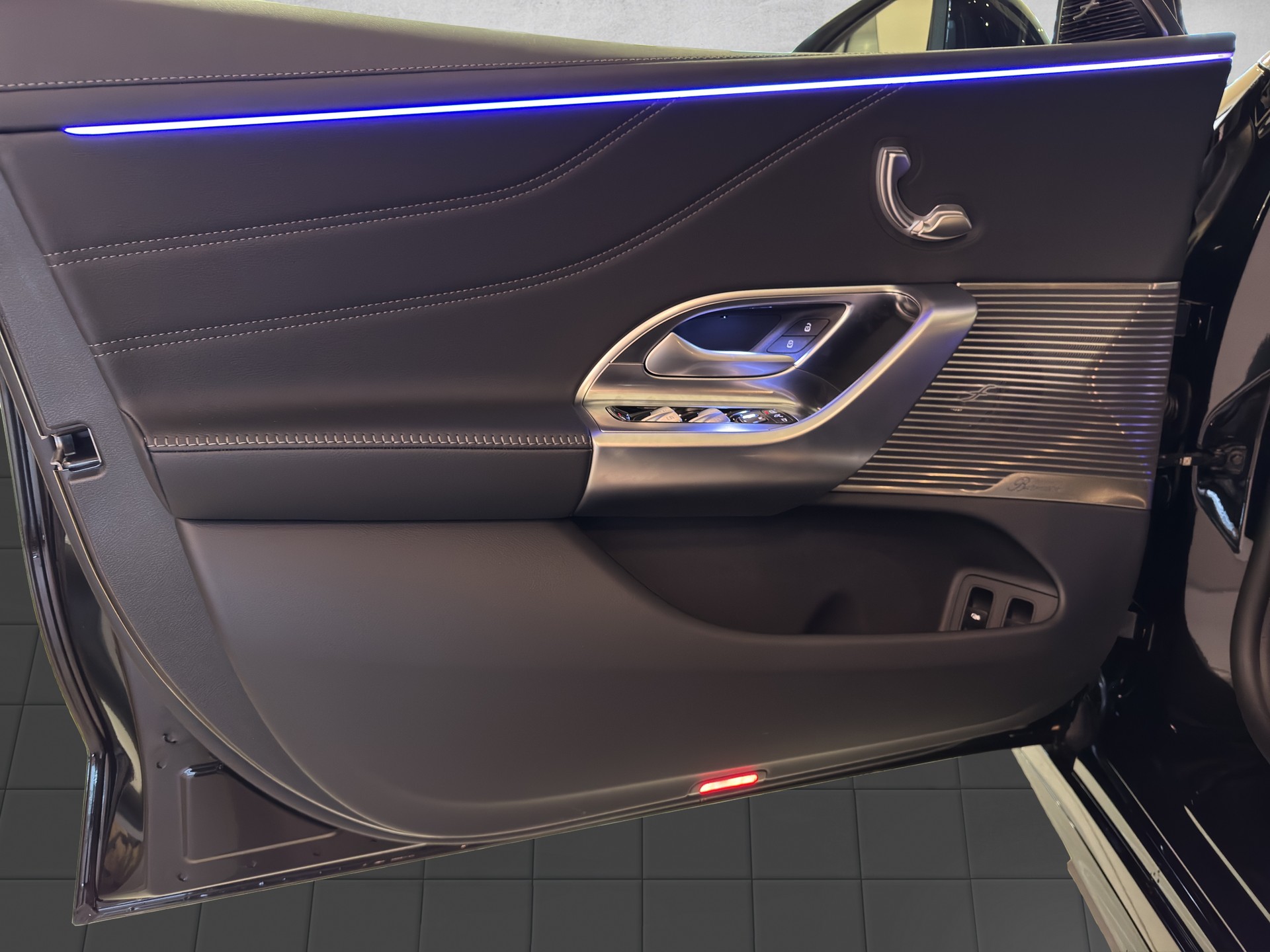 MERCEDES-BENZ C 400 4M EQ W520-image-7
