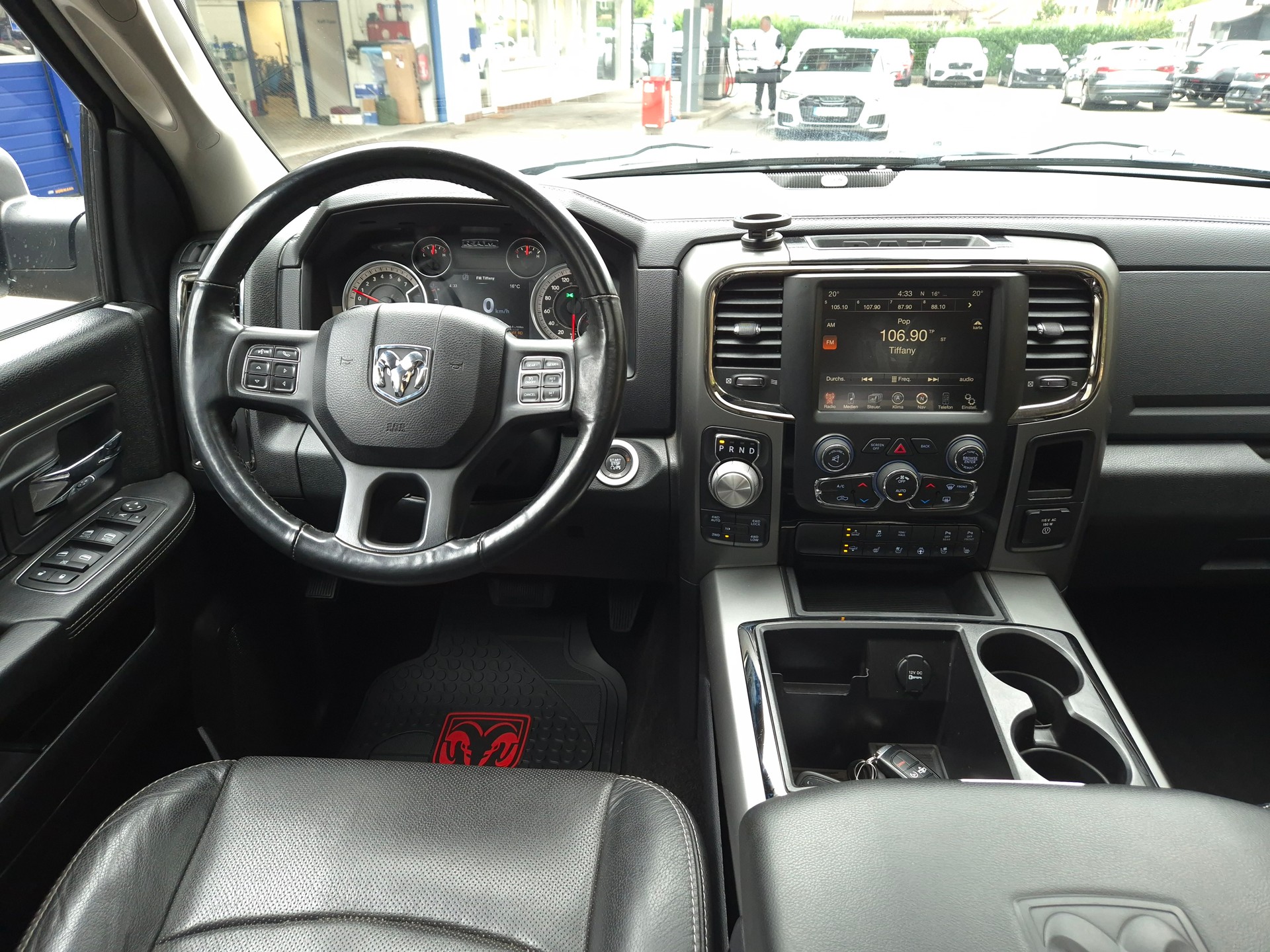 DODGE Ram 1500 V8 5.7L Crew Cab Sport-image-20