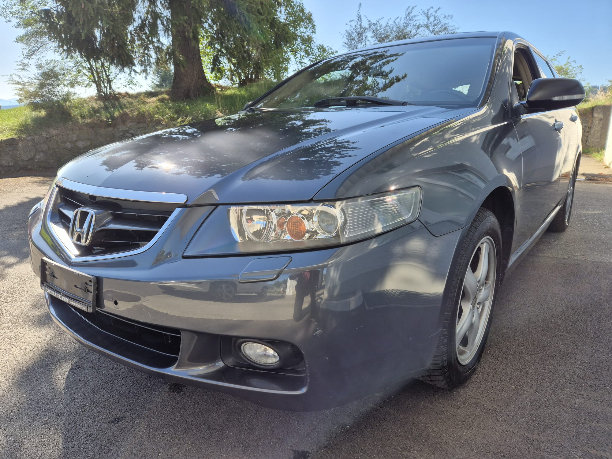 HONDA Accord Tourer 2.4i Executive Automatic — slika 1
