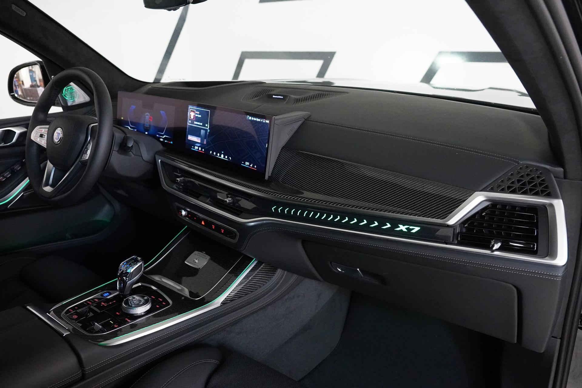 BMW-ALPINA XB 7 4.4 48V Allrad-image-17