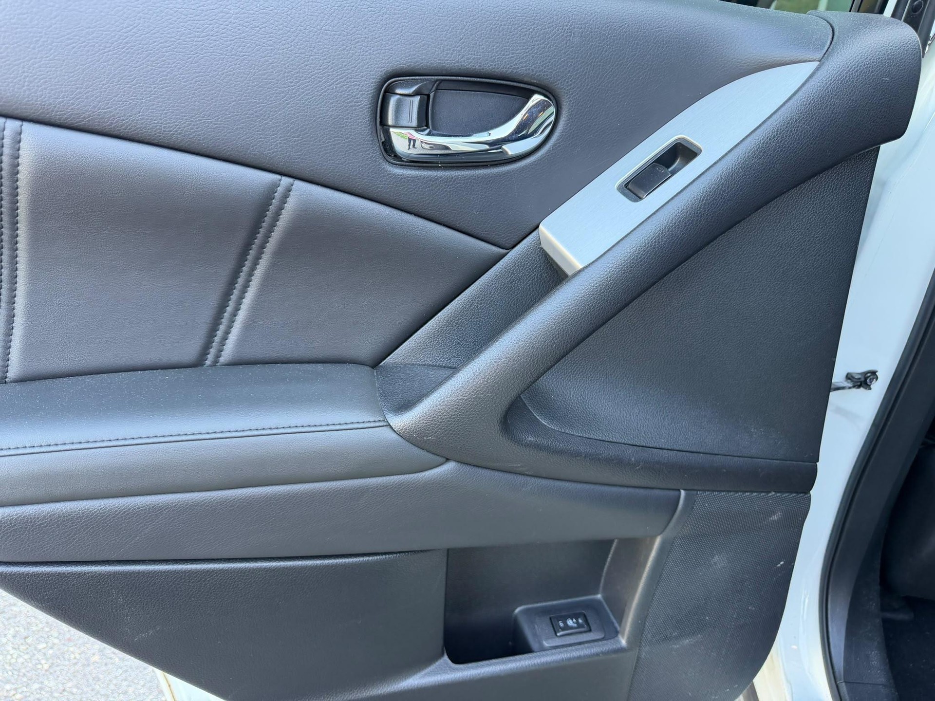 NISSAN Murano 2.5 dCi Automatic-image-12