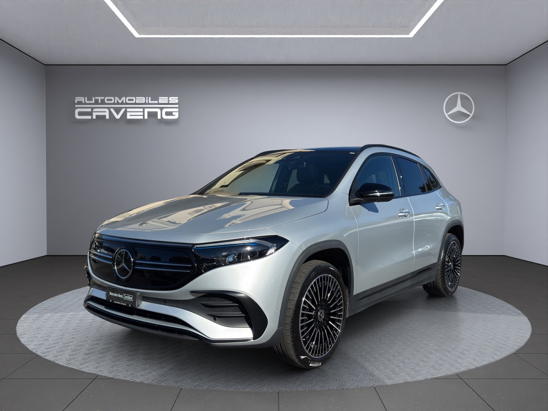 MERCEDES-BENZ EQA 350 AMG Line 4Matic
