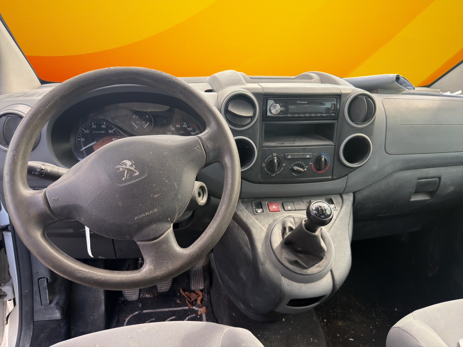 PEUGEOT Partner 1.6 Active-image-8