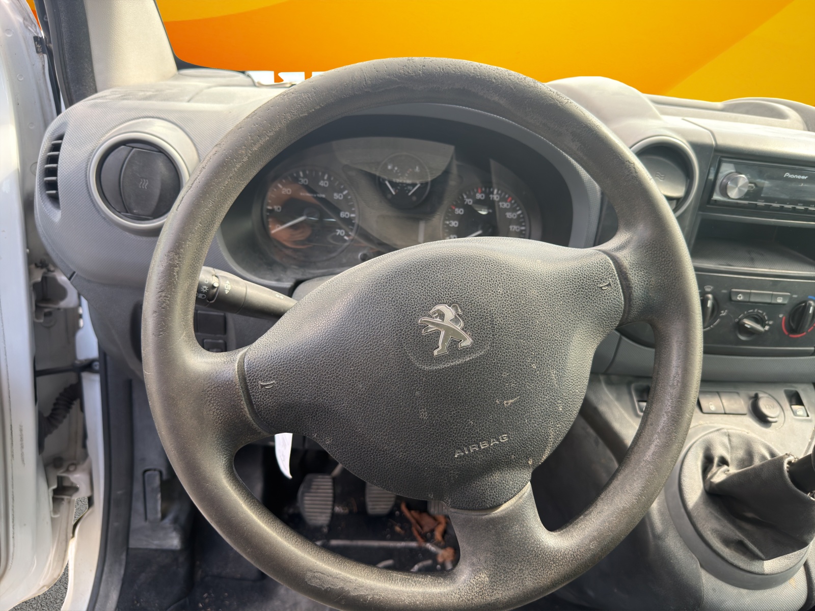 PEUGEOT Partner 1.6 Active-image-10