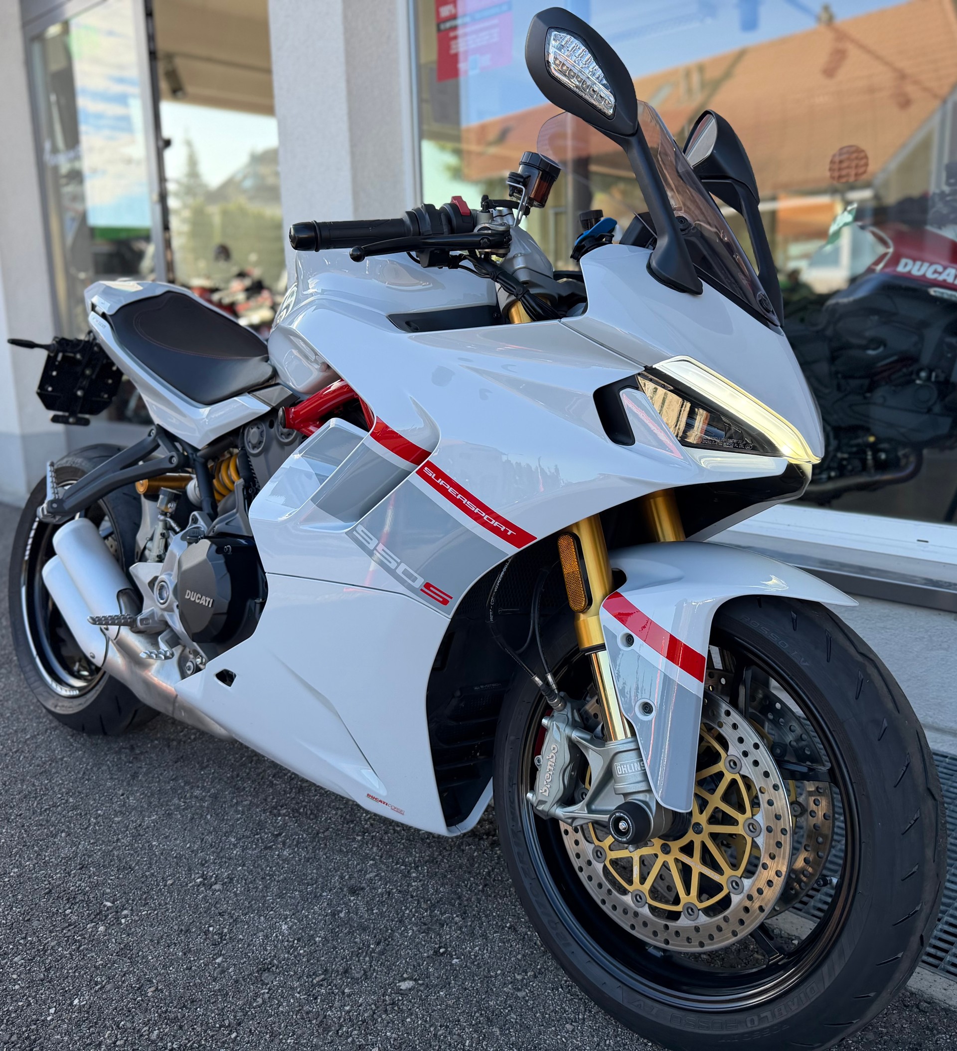 DUCATI 950 Supersport S-showroom-element-2