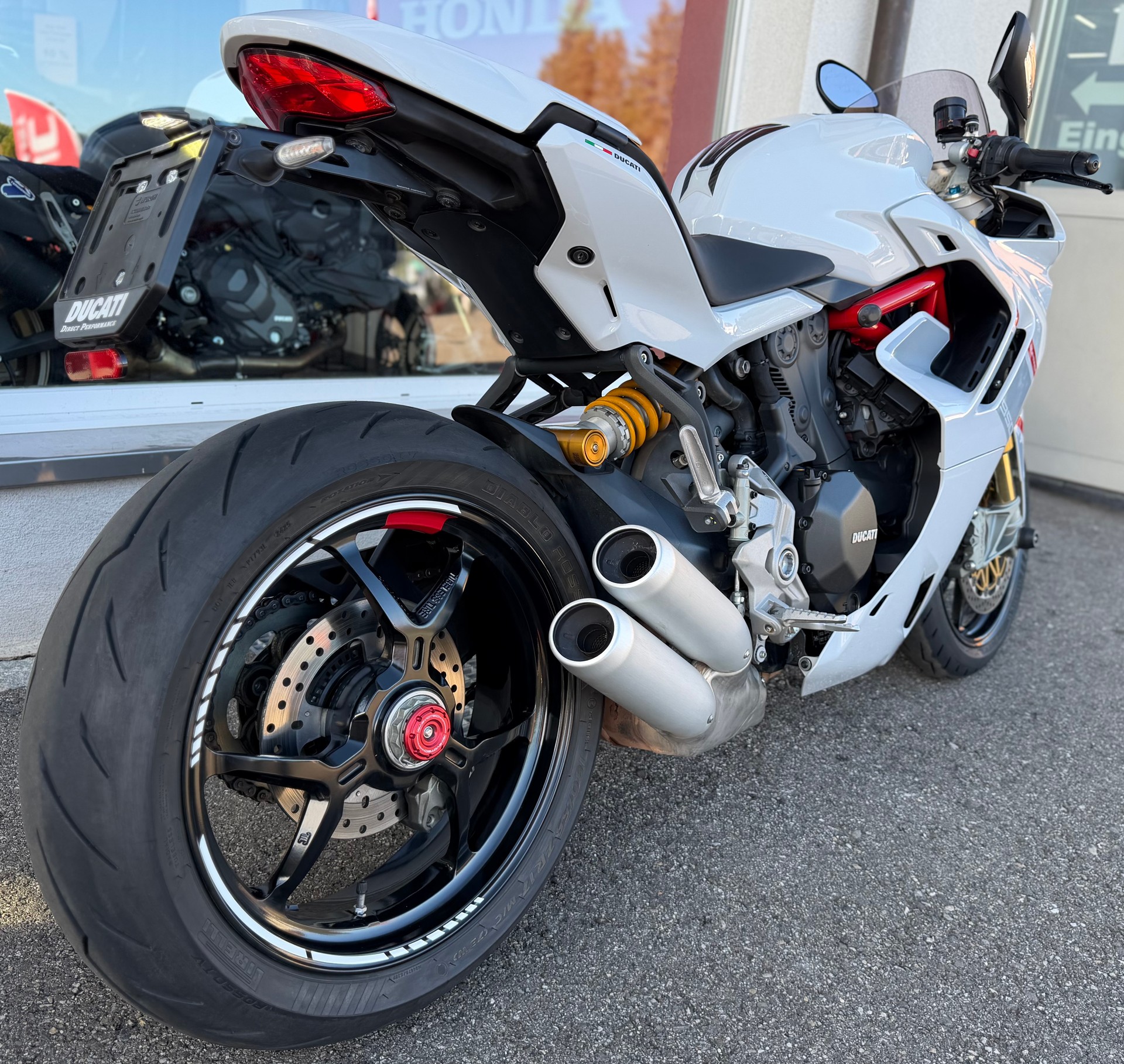 DUCATI 950 Supersport S-showroom-element-3