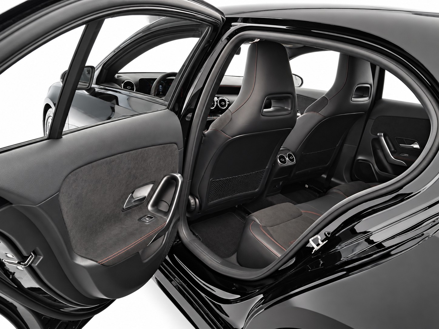 MERCEDES-BENZ A 200 AMG Line * CH FARZEUG *-image-15
