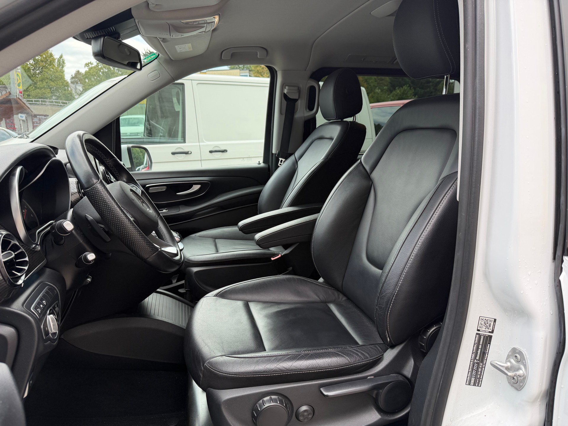 MERCEDES-BENZ V 250 d lang Avantgarde 4Matic G-Tronic-image-3