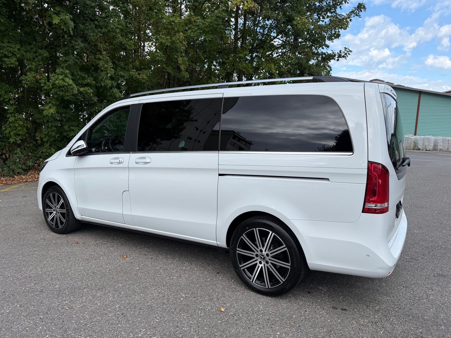 MERCEDES-BENZ V 250 d lang Avantgarde 4Matic G-Tronic-image-2