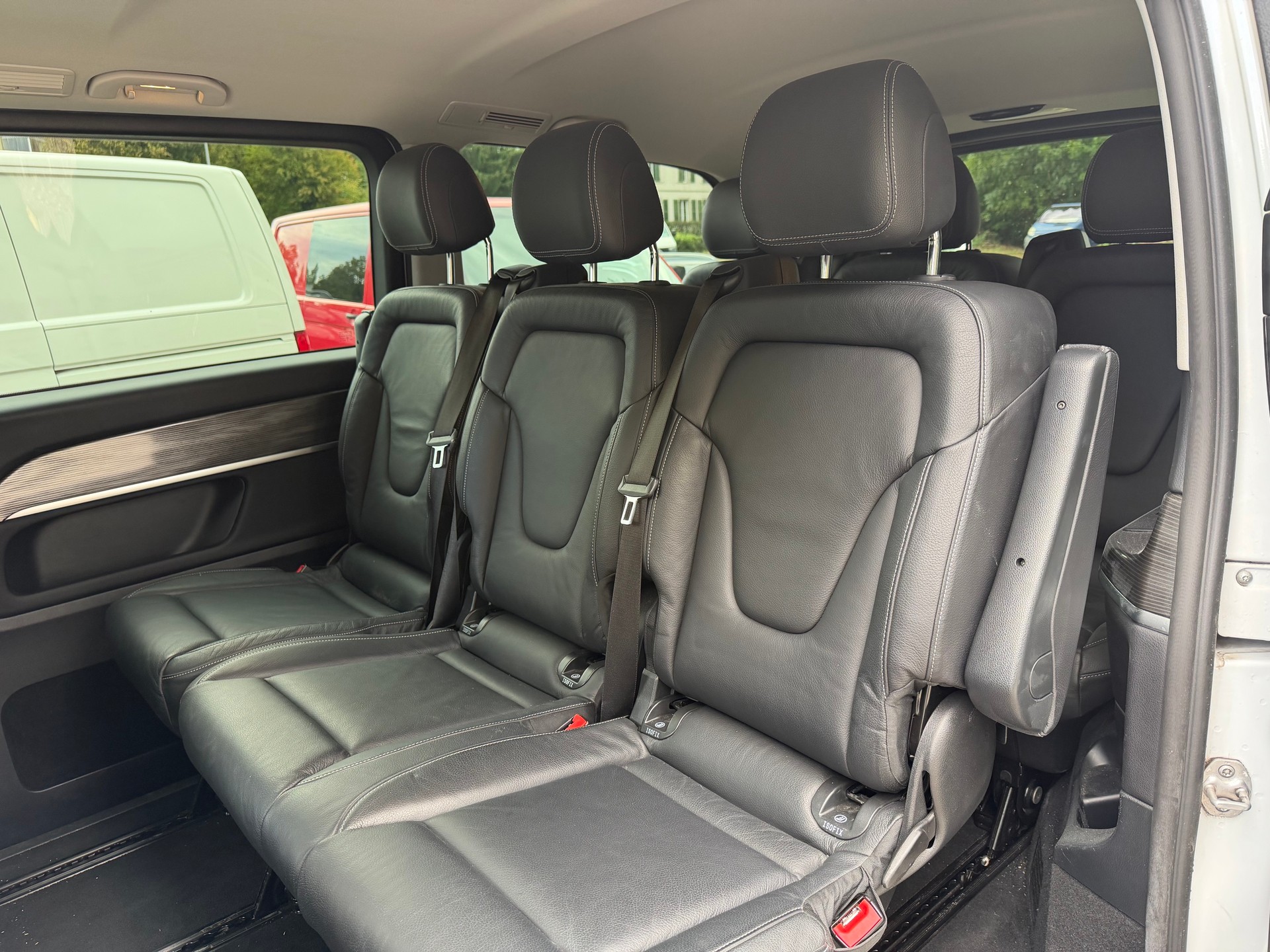 MERCEDES-BENZ V 250 d lang Avantgarde 4Matic G-Tronic-image-14