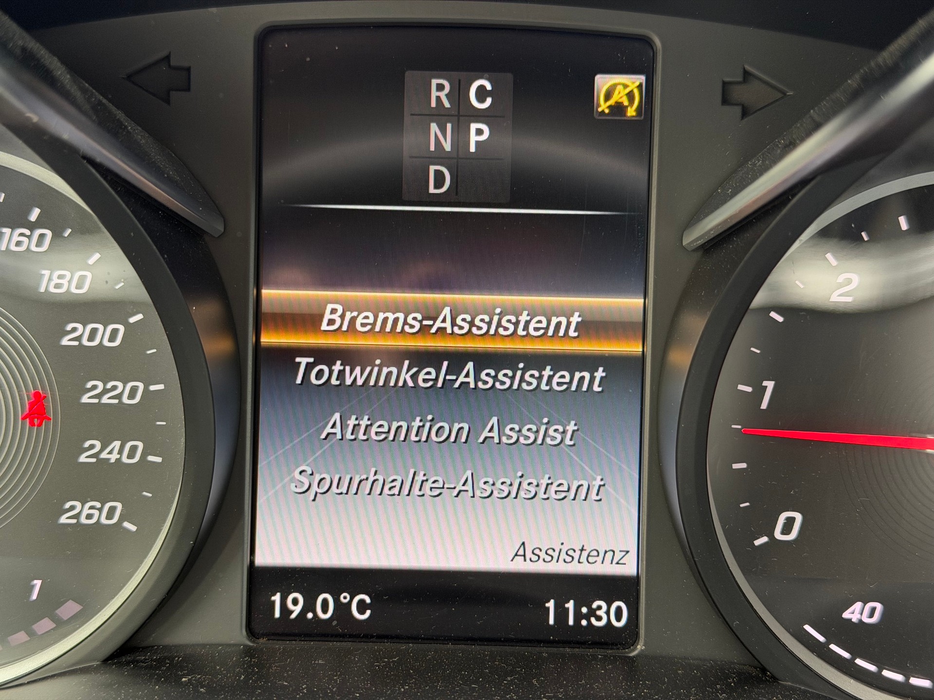 MERCEDES-BENZ V 250 d lang Avantgarde 4Matic G-Tronic-image-12
