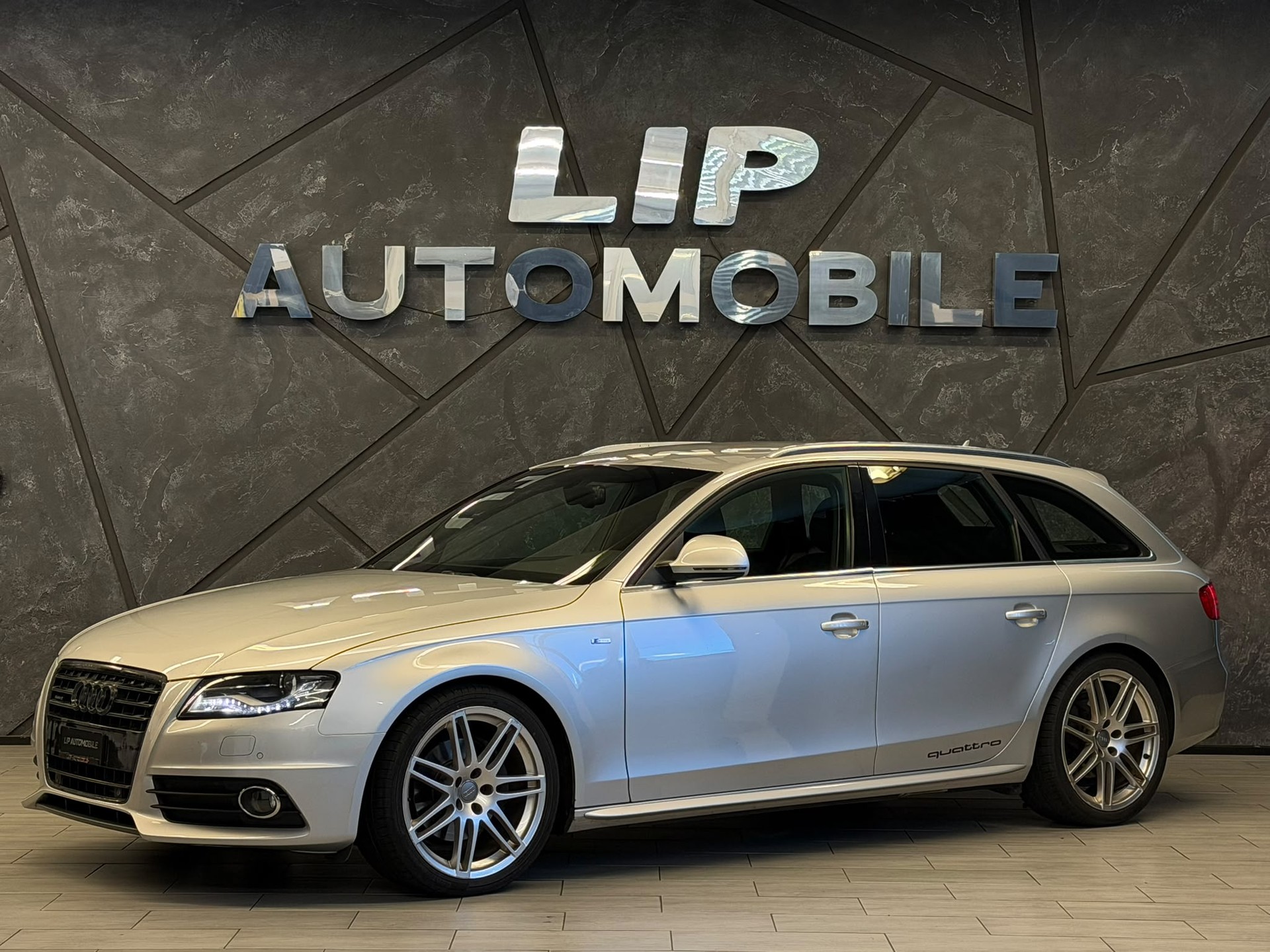 AUDI A4 Avant 2.0 TFSI quattro