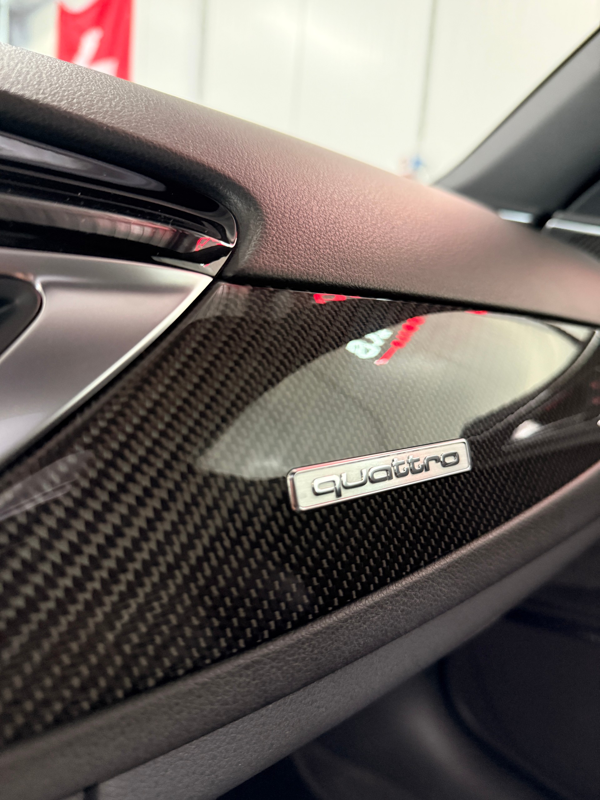 AUDI RS6 Avant 4.0 TFSI V8 quattro Tiptronic-image-21