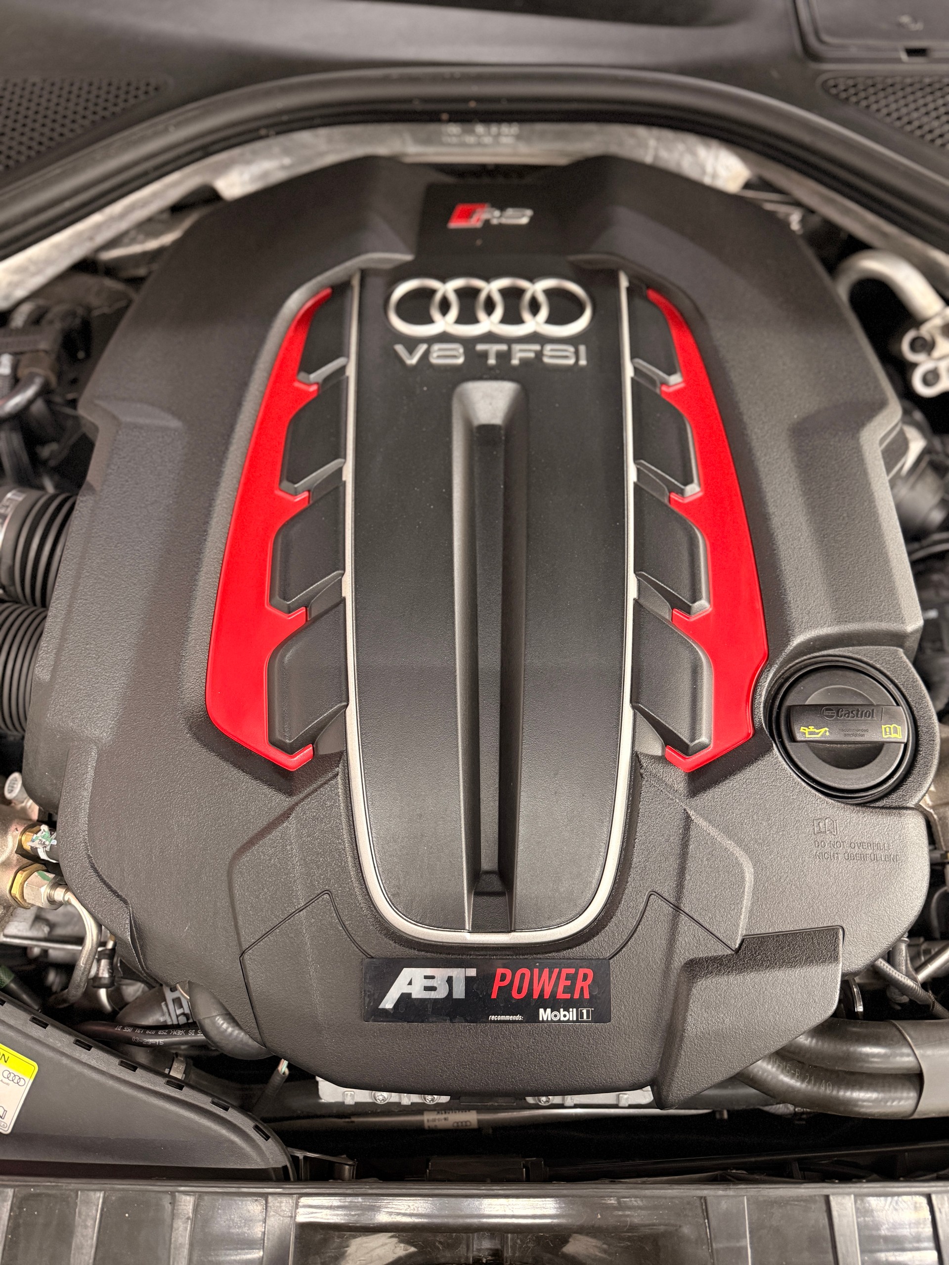 AUDI RS6 Avant 4.0 TFSI V8 quattro Tiptronic-image-30
