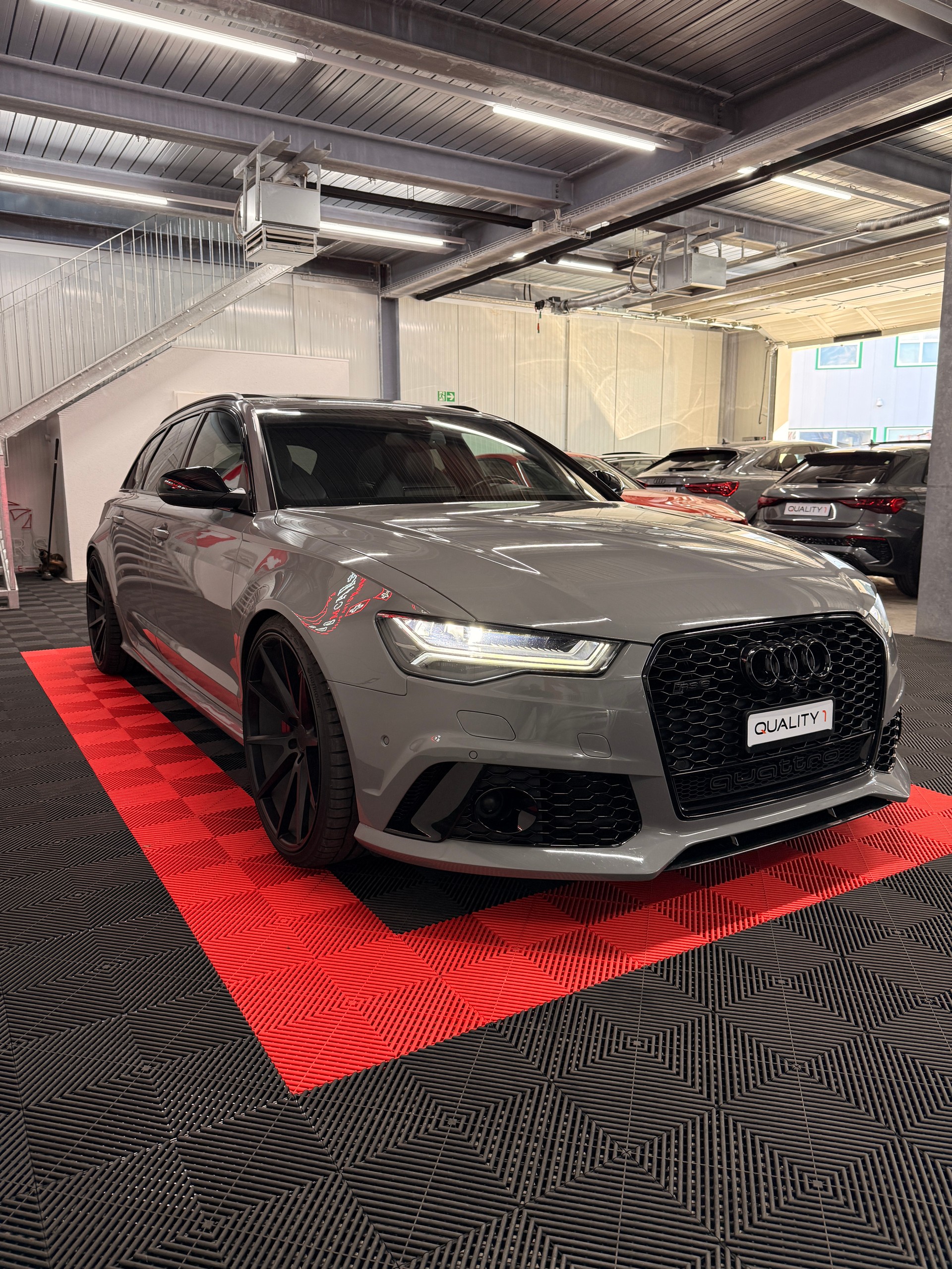 AUDI RS6 Avant 4.0 TFSI V8 quattro Tiptronic-image-3