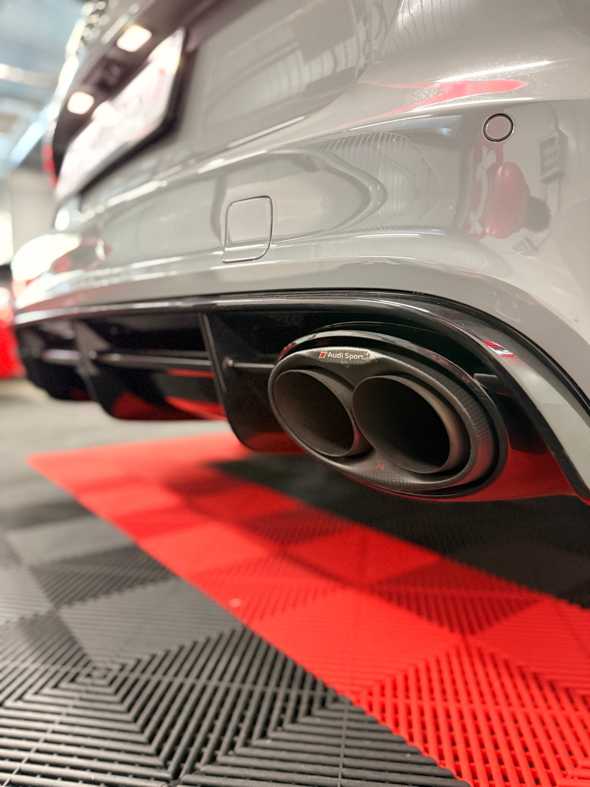 AUDI RS6 Avant 4.0 TFSI V8 quattro Tiptronic-image-12