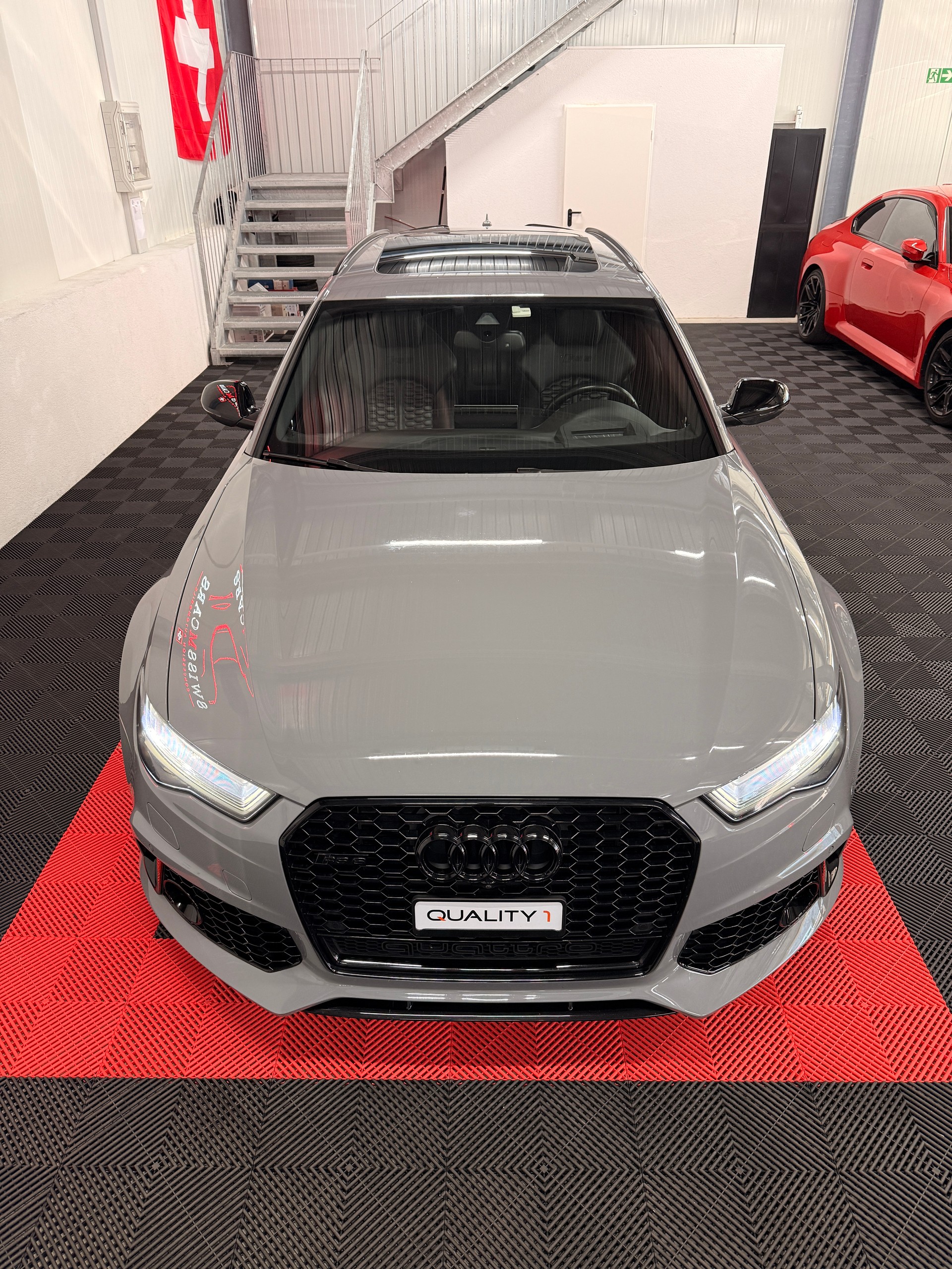 AUDI RS6 Avant 4.0 TFSI V8 quattro Tiptronic-image-2