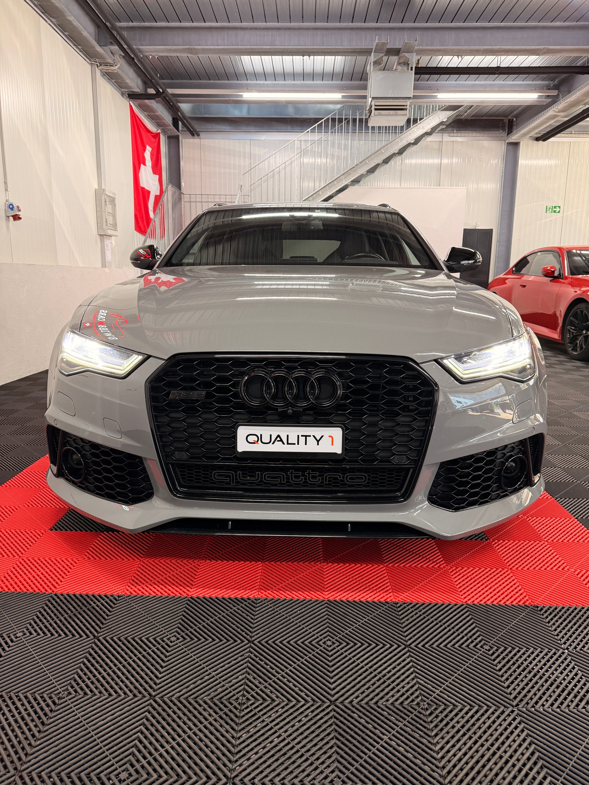 AUDI RS6 Avant 4.0 TFSI V8 quattro Tiptronic-image-1