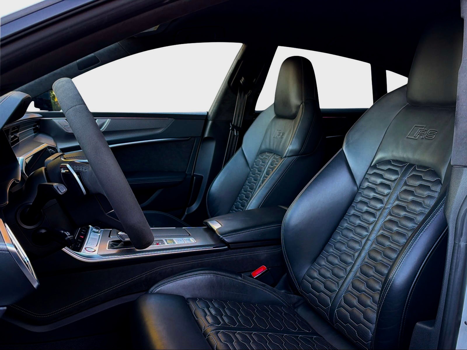 AUDI RS7 Sportback MHEV-image-8