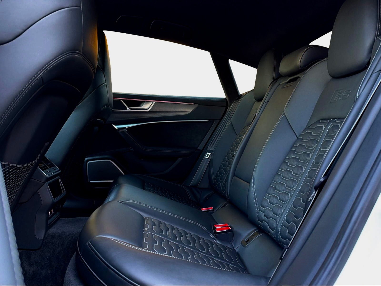 AUDI RS7 Sportback MHEV-image-10